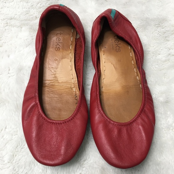 Tieks Red Leather Round Toe Flats Sise 8 - Picture 2 of 13